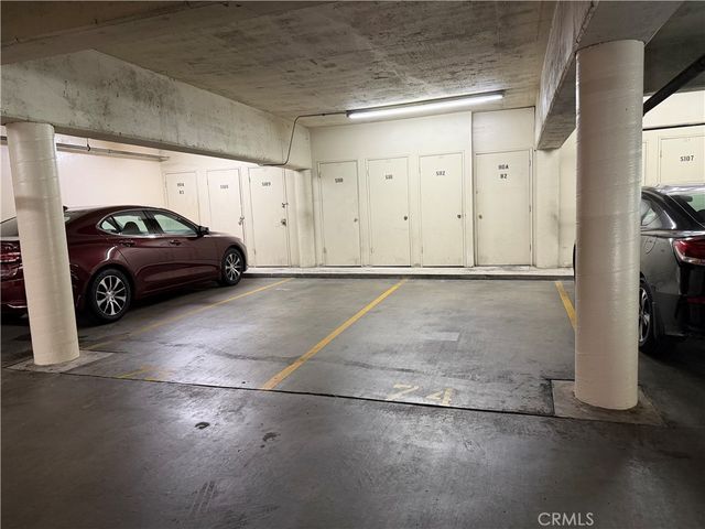 1301 S Atlantic B424, Monterey Park, CA 91754