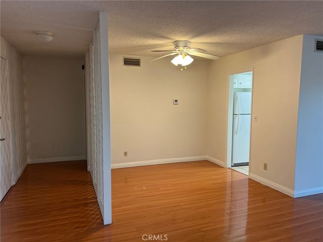 1301 S Atlantic B424, Monterey Park, CA 91754