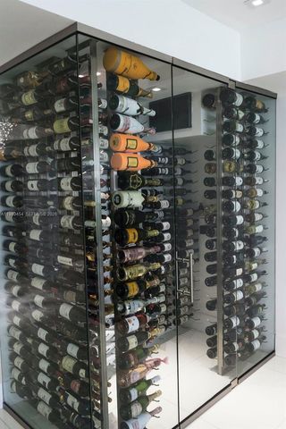 16275 Collins Ave x, Sunny Isles Beach, FL 33160