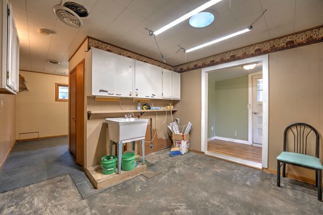 3800 38th St SE, Minot, ND 58701