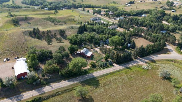 3800 38th St SE, Minot, ND 58701