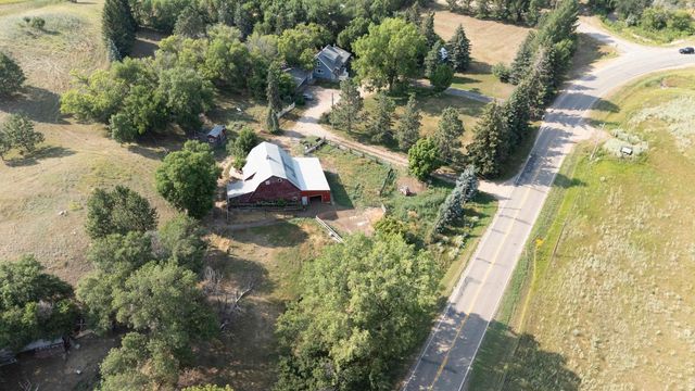 3800 38th St SE, Minot, ND 58701