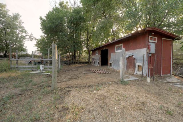3800 38th St SE, Minot, ND 58701