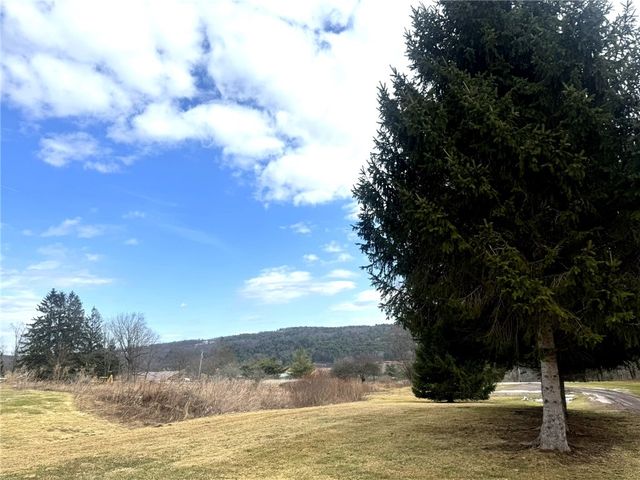 383 County Road 17 381, Bainbridge, NY 13733