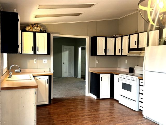 383 County Road 17 381, Bainbridge, NY 13733