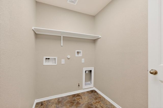 218 Sickle LOOP, Kyle, TX 78640