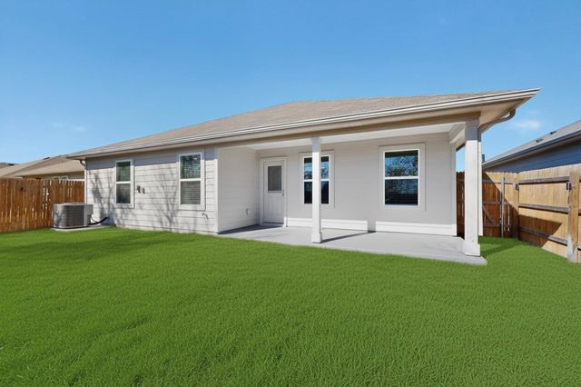 218 Sickle LOOP, Kyle, TX 78640