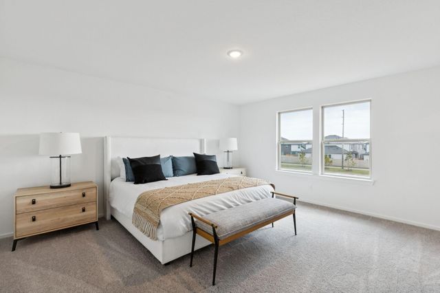 1010 S Oakhurst Drive, Dayton, TX 77535