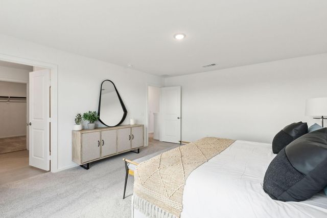 1010 S Oakhurst Drive, Dayton, TX 77535