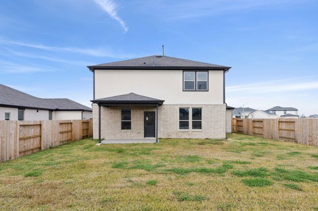 1010 S Oakhurst Drive, Dayton, TX 77535