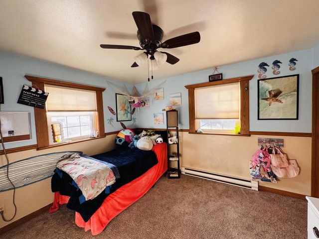 906 Villa Park DRIVE, West Bend, WI 53090