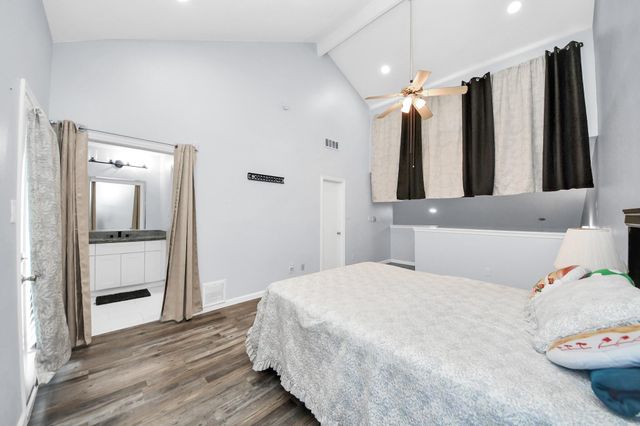 9314 Westwood Village Drive 24, Houston, TX 77036