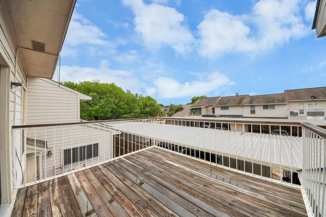 9314 Westwood Village Drive 24, Houston, TX 77036
