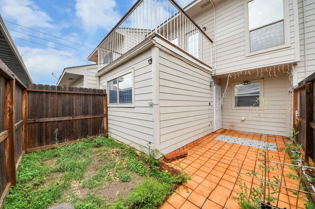 9314 Westwood Village Drive 24, Houston, TX 77036