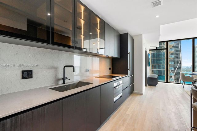 20 NE 11th 20 NE 11TH ST 4504, Miami, FL 33132