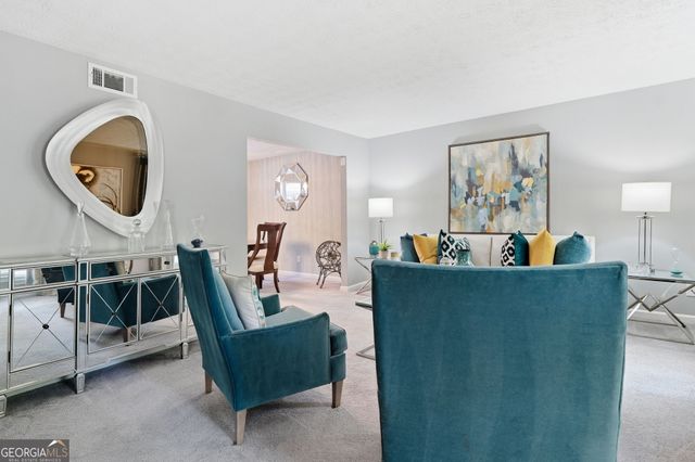 325 Ivy Mill Court, Roswell, GA 30076