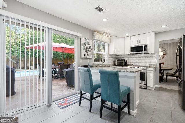 325 Ivy Mill Court, Roswell, GA 30076