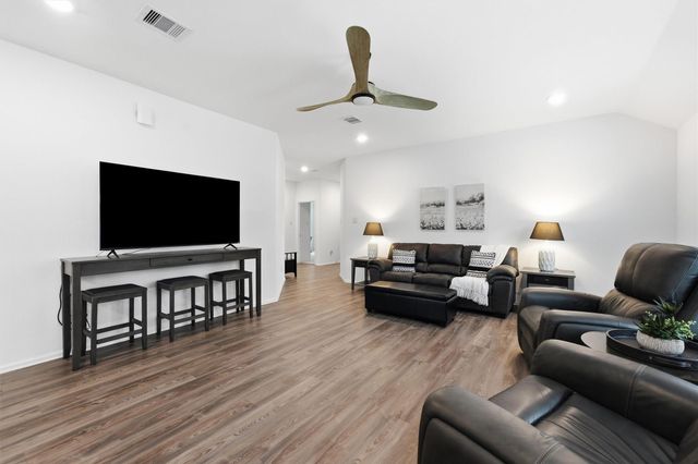 19036 Sonora Chase Drive, New Caney, TX 77357