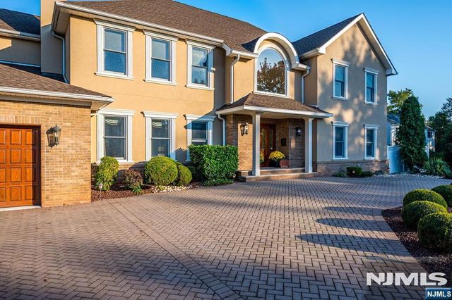 21 Stafford Road, Woodbridge, NJ 07067