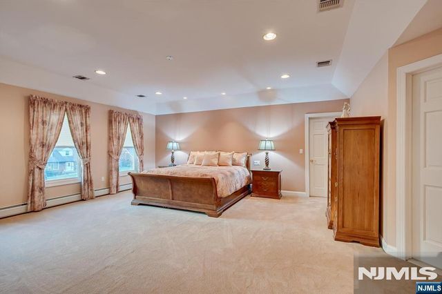 21 Stafford Road, Woodbridge, NJ 07067