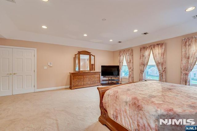 21 Stafford Road, Woodbridge, NJ 07067