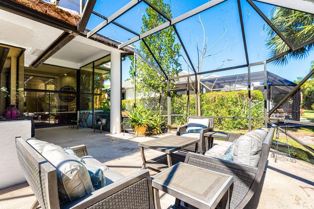 1120 Sand Drift Way A, West Palm Beach, FL 33411