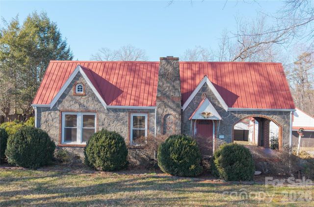 3219 US 70 Highway E, Morganton, NC 28655