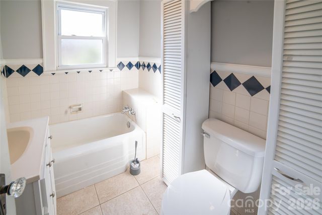 3219 US 70 Highway E, Morganton, NC 28655