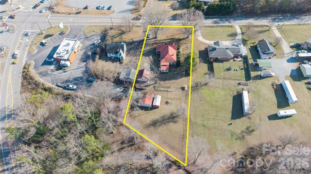 3219 US 70 Highway E, Morganton, NC 28655