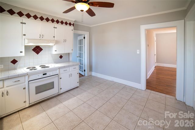 3219 US 70 Highway E, Morganton, NC 28655