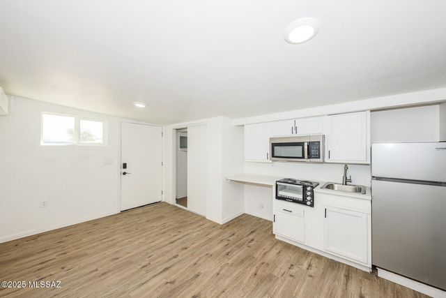 2971 N Richey Boulevard, Tucson, AZ 85716