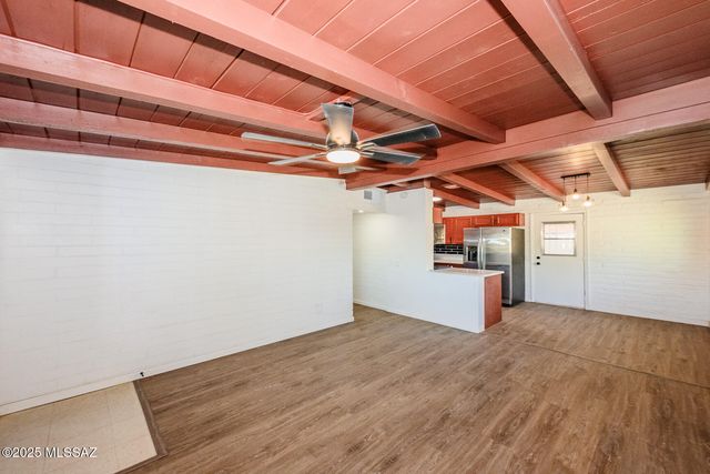 2971 N Richey Boulevard, Tucson, AZ 85716