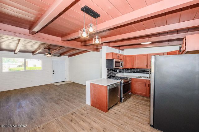 2971 N Richey Boulevard, Tucson, AZ 85716