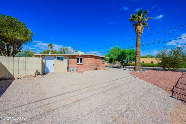 2971 N Richey Boulevard, Tucson, AZ 85716