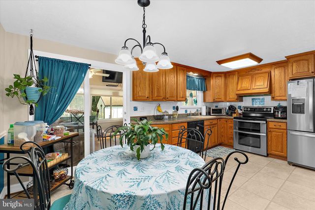 379 DUBLIN DR, Glen Burnie, MD 21060