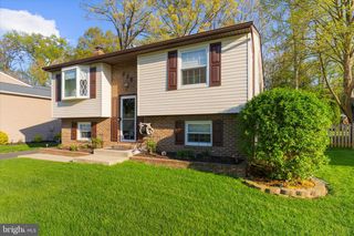 379 DUBLIN DR, Glen Burnie, MD 21060
