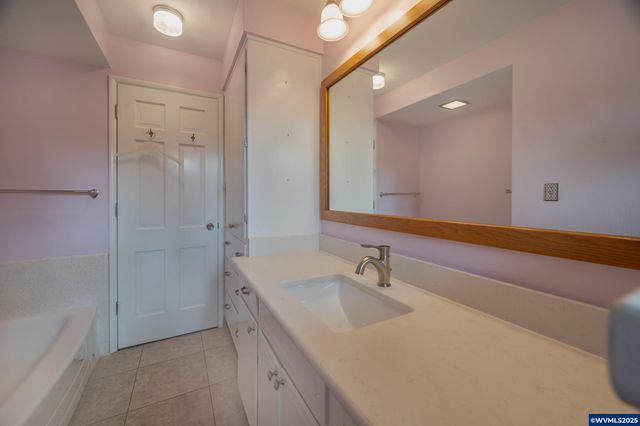 4290 Ivory Wy NE, Salem, OR 97305