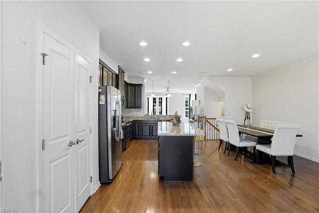 315 W Constance Rd Unit 320, Suffolk, VA 23434