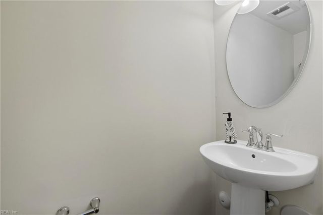 315 W Constance Rd Unit 320, Suffolk, VA 23434