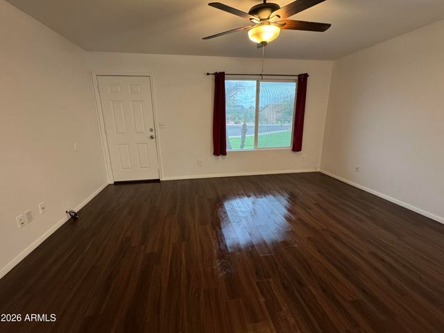 9512 N 67TH Lane, Peoria, AZ 85345