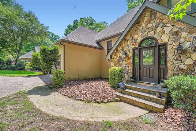 110 Boulder Drive, Roswell, GA 30075