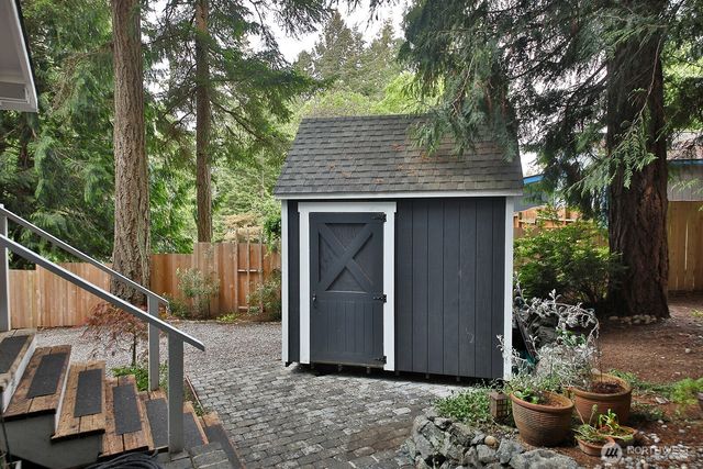 5305 April Drive, Langley, WA 98260