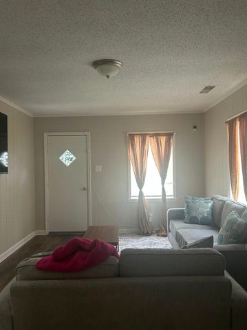 535 GILLEAS RD, Memphis, TN 38109