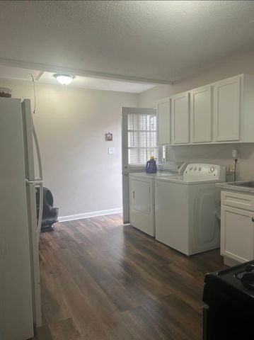 535 GILLEAS RD, Memphis, TN 38109