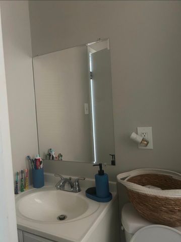 535 GILLEAS RD, Memphis, TN 38109