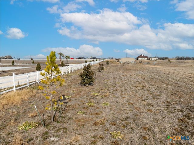 824 County Road 451, Coupland, TX 78615