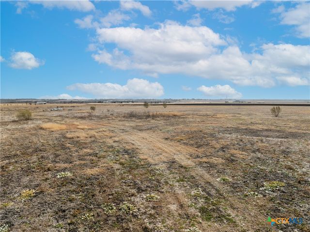 824 County Road 451, Coupland, TX 78615