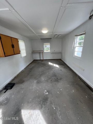 3 Marville Drive, Colonie, NY 12211