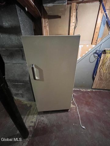 3 Marville Drive, Colonie, NY 12211