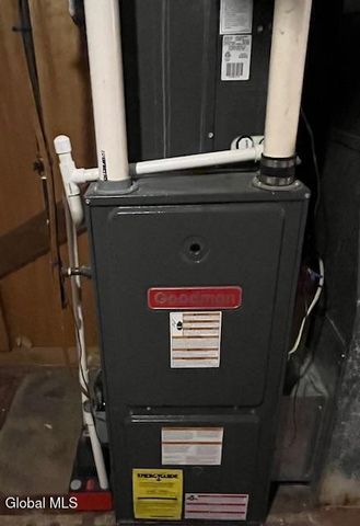 3 Marville Drive, Colonie, NY 12211